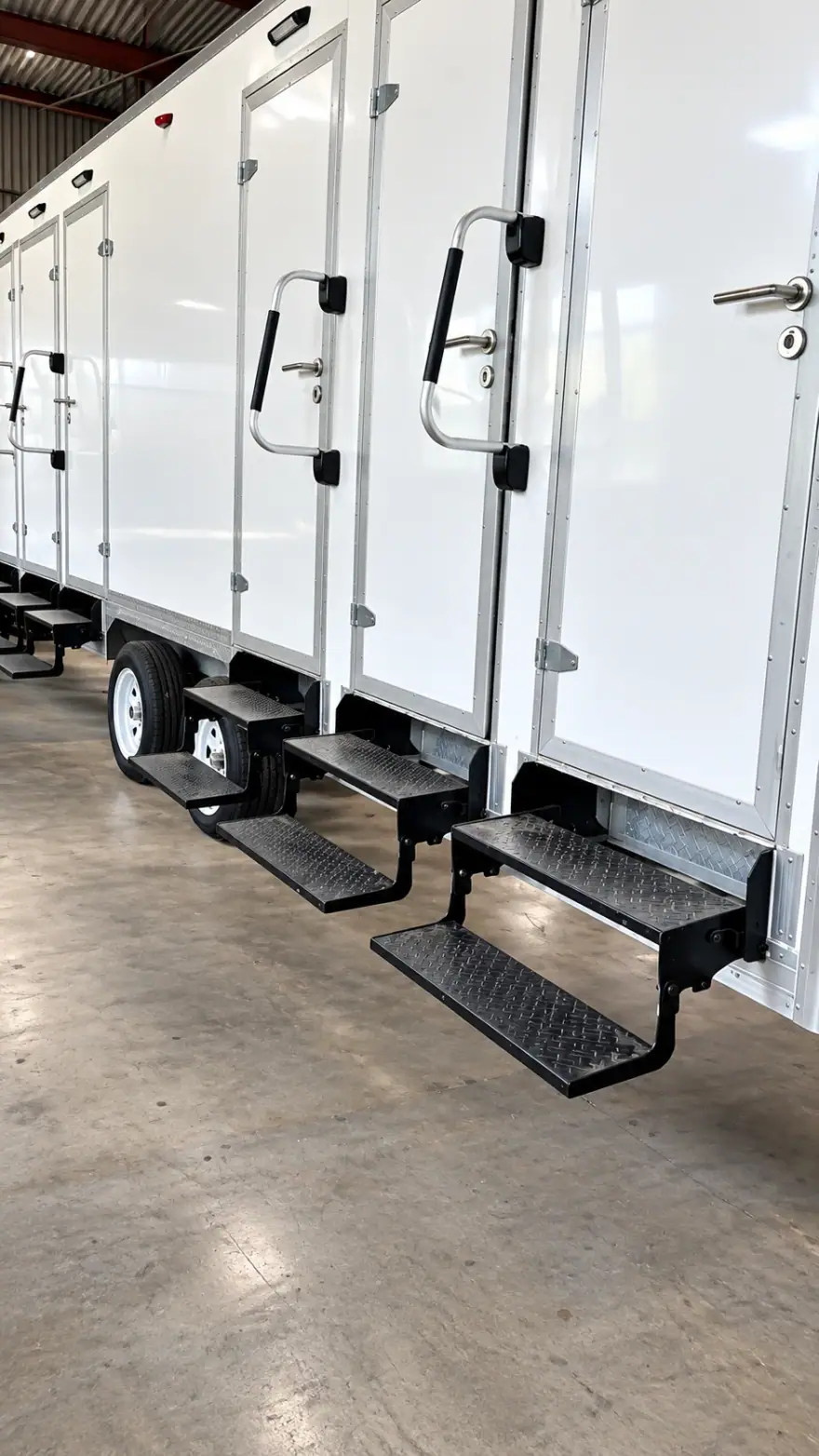 22ft Luxury Shower-Restroom Combination Trailer (6 Stalls) shower and restroom combination trailer: 22ft luxury shower restroom combination trailer 6 stall exterior