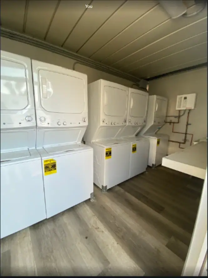 20ft Laundry Container mobile laundry trailer: laundry container 7 units 2